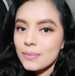 Meet your Posher, Nidia